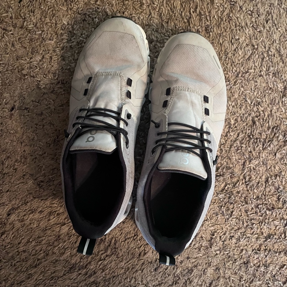 Woemns Athletic Shoes